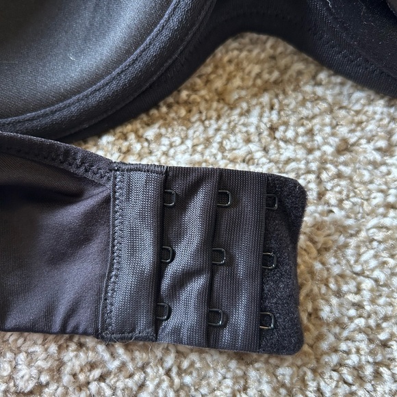 Playtex 38D Full Coverage Underwire Shaping Bra - Picture 5 of 10